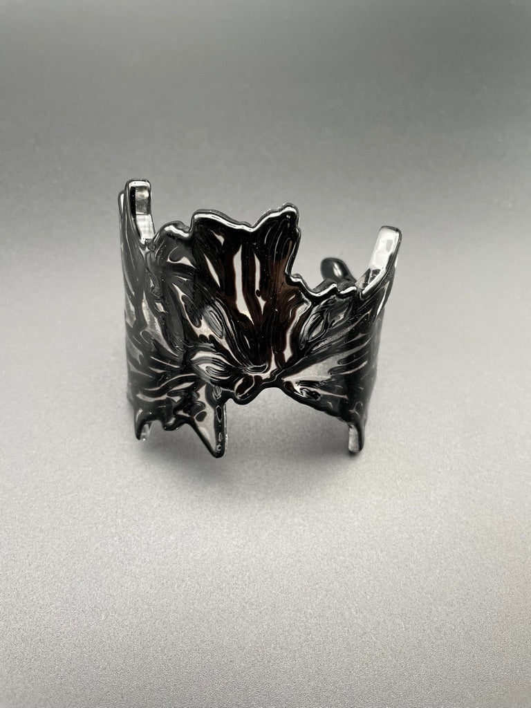 Black Orchid Glass Cuff