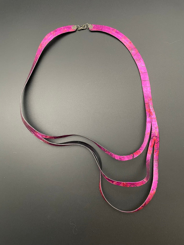 Metallic Rubber Necklace-- hot pink