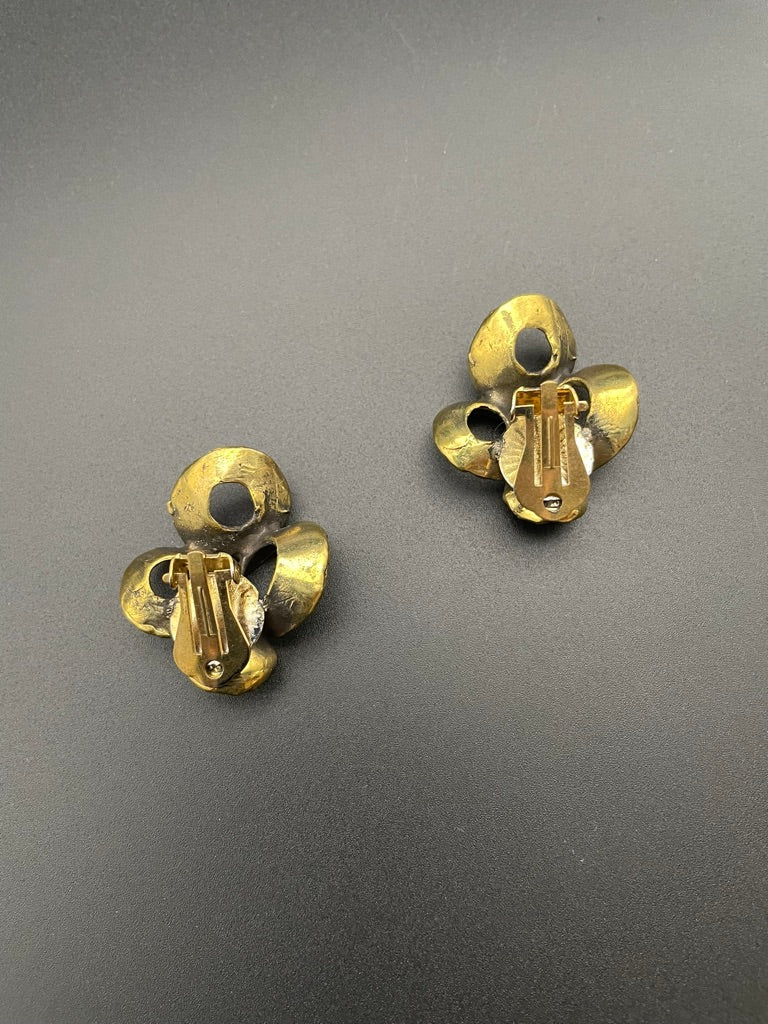 Bronze Organic Shaped Selen Clip-on Earrings