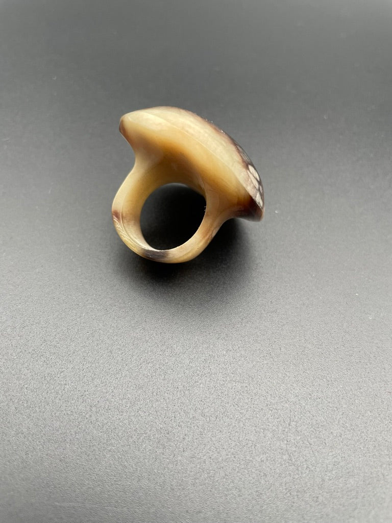 Horn Ring