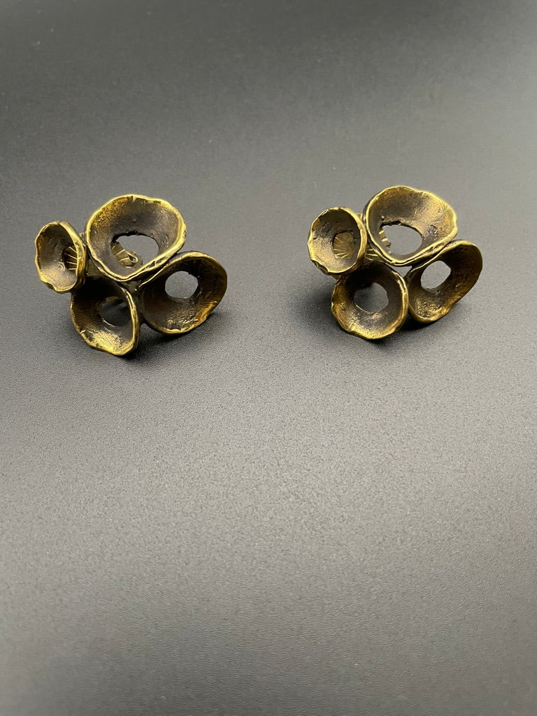 Bronze Organic Shaped Selen Clip-on Earrings