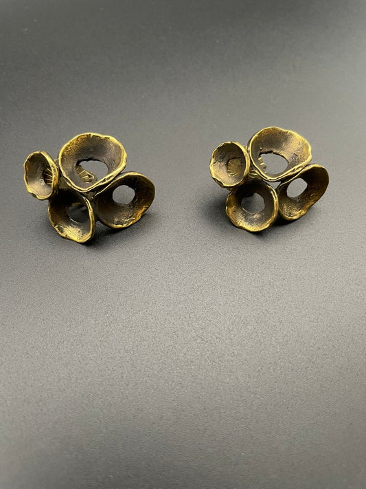 Bronze Organic Shaped Selen Clip-on Earrings