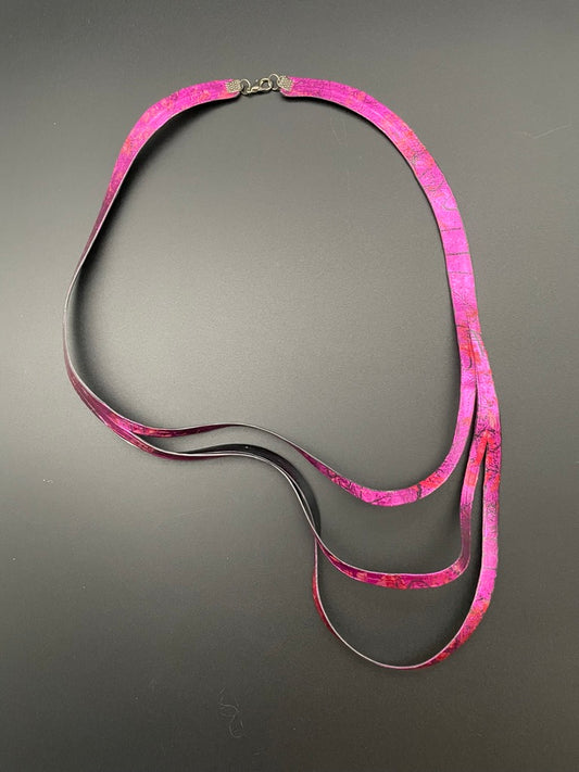 Metallic Rubber Necklace-- hot pink