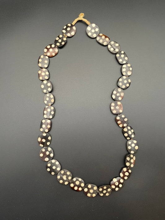Organic Horn Dots Necklace