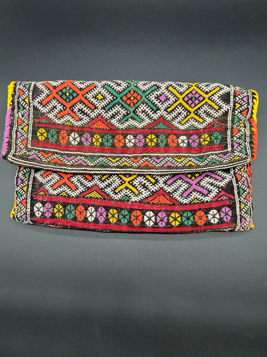 Carpetbag Clutch
