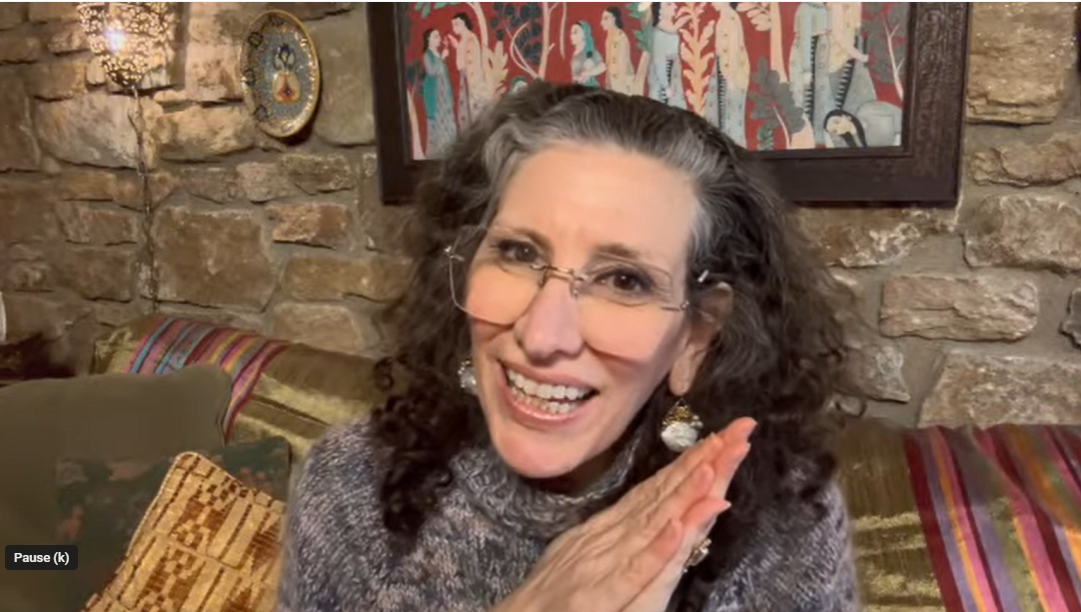 Load video: The Goddess Shop Podcast Episode 1 --Featured Products plus knit chat